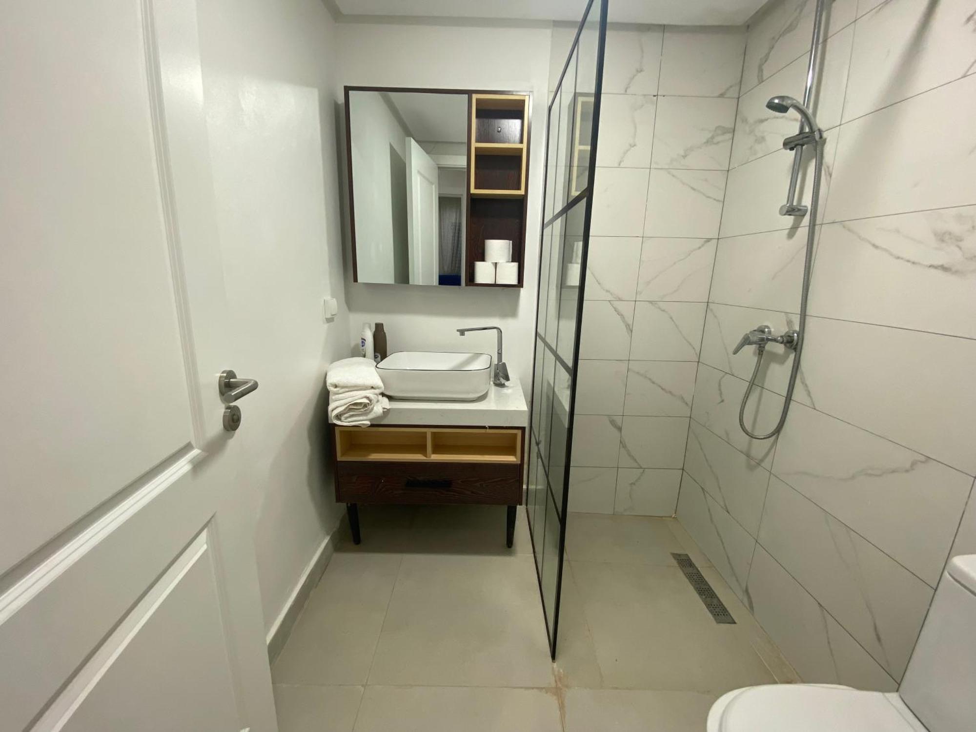 Luxueux 2 Chambres 5 Min De L'Aeroport Casablanca Nouaceur Exterior photo
